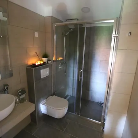 Timeless City Center Apartment